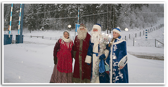 Встреча Йоулупукки и Деда Мороза на границе.